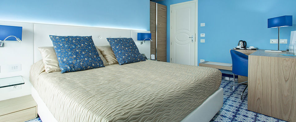 Lloyd's Baia Hotel ★★★★ - Go through the gateway to paradise, at an idyllic Amalfi hotel - Amalfi Coast, Italy