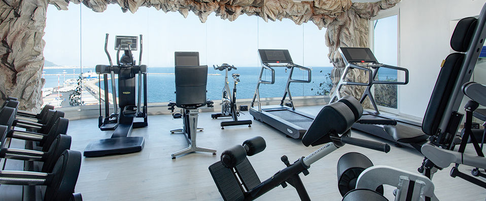 Lloyd's Baia Hotel ★★★★ - Go through the gateway to paradise, at an idyllic Amalfi hotel - Amalfi Coast, Italy