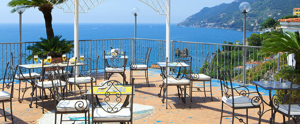 Lloyd's Baia Hotel ★★★★ - Vos rêves deviennent réalité sur la splendide & fascinante côte amalfitaine. - Côte amalfitaine, Italie