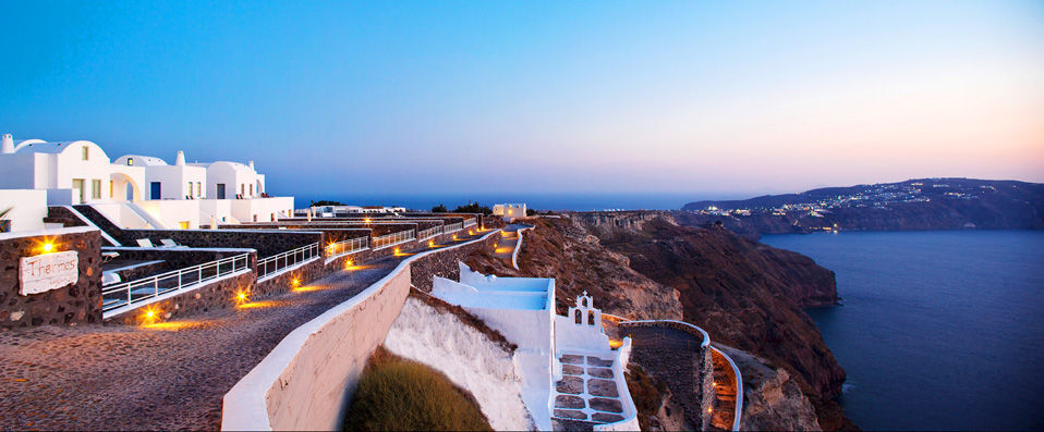 Thermes Luxury Villas ★★★★★ - Front row view seats for the world’s most famous sunset from your own pool. - Santorini, Greece