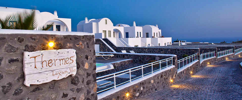 Thermes Luxury Villas ★★★★★ - Cap sur les îles des Cyclades dans une Villa Deluxe avec piscine privée - Santorin, Grèce