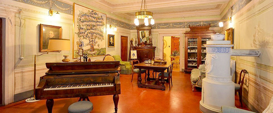 Palazzo Tombesi Trecci - Palace toscan au cœur des vignobles de Montepulciano. - Toscane, Italie