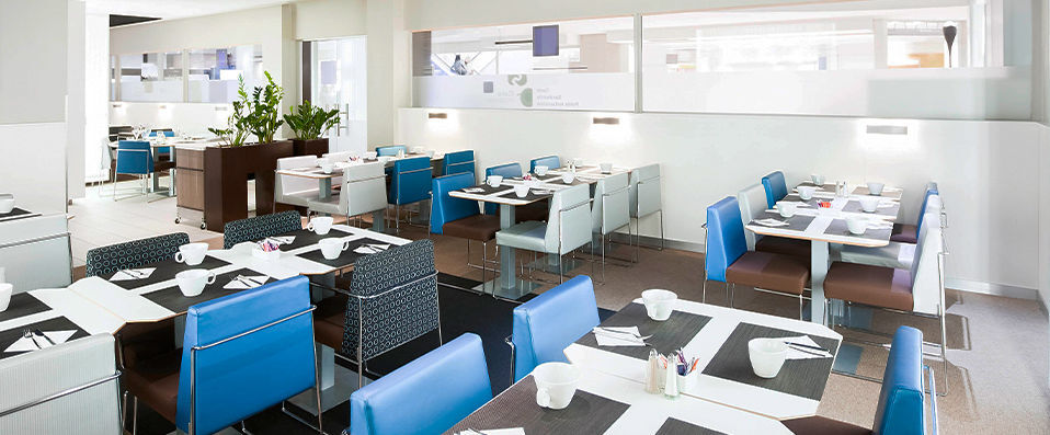 Novotel Strasbourg Centre Halles ★★★★ - Last Minute - A bubble of comfort in the heart of Strasbourg. - Strasbourg, France