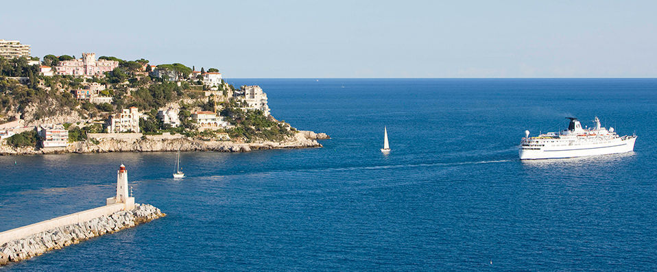 Novotel Nice Aéroport Cap 3000 ★★★★ - Last Minute - Discover the treasures of the Côte d’Azur. - Nice, France