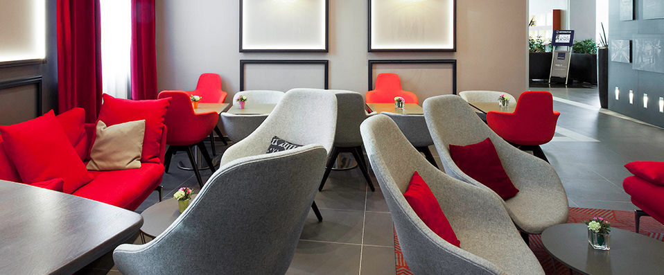 Novotel Paris 17 ★★★★ - Last Minute - A modern retreat in the 17th arrondissement of Paris. - Paris, France