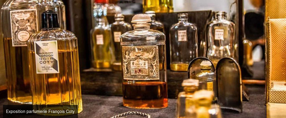 Mercure Paris Suresnes Longchamp ★★★★ - Dernière minute - Adresse de charme dans la tradition parisienne. - Suresnes, France