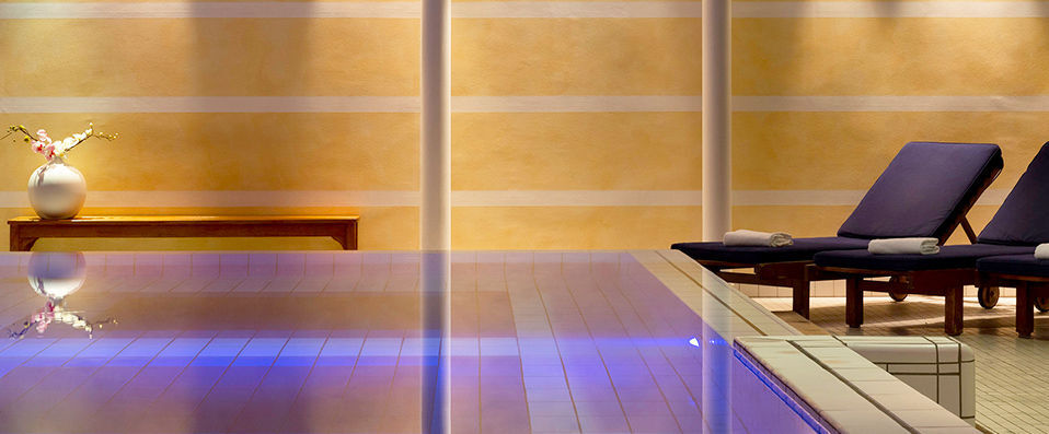 Novotel Roissy-Charles de Gaulle Convention & Spa ★★★★ - Last Minute - Stay in the heart of CDG Airport. - Roissy-en-France, France