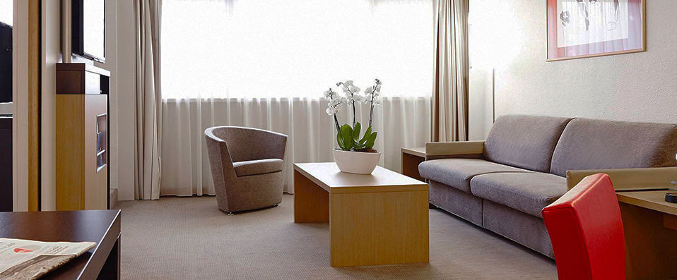 Novotel Roissy-Charles de Gaulle Convention ★★★★ - Dernière minute - Au cœur de l’aéroport de Roissy. - Roissy-en-France, France