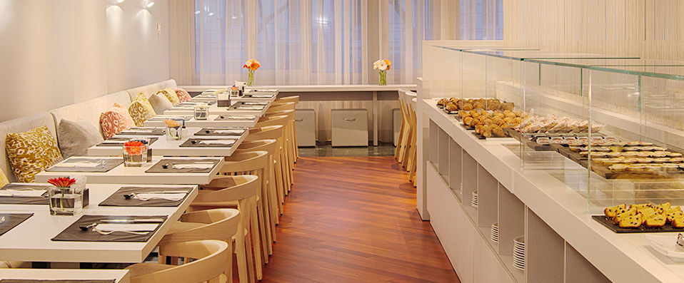 NH Torino Centro ★★★★ - Newly refurbished home comforts near the centre of lively Turin - Turin, Italy