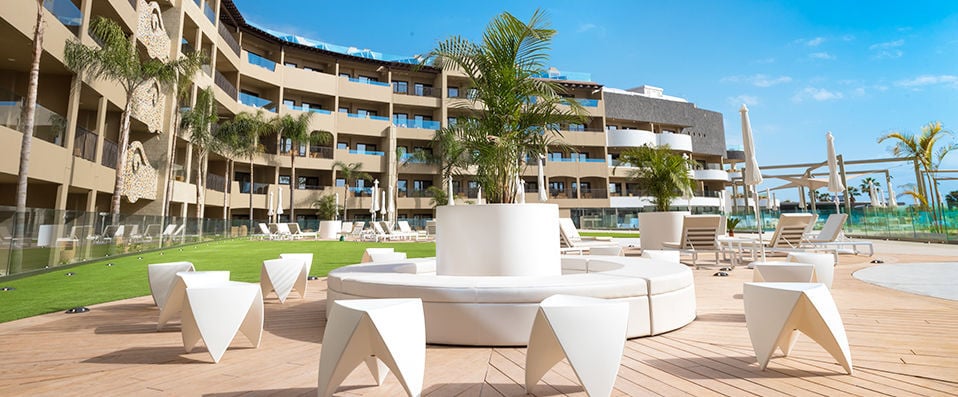 GF Victoria ★★★★★GL - A luxuriously refined 5-star getaway in southern Tenerife. - Tenerife, Spain