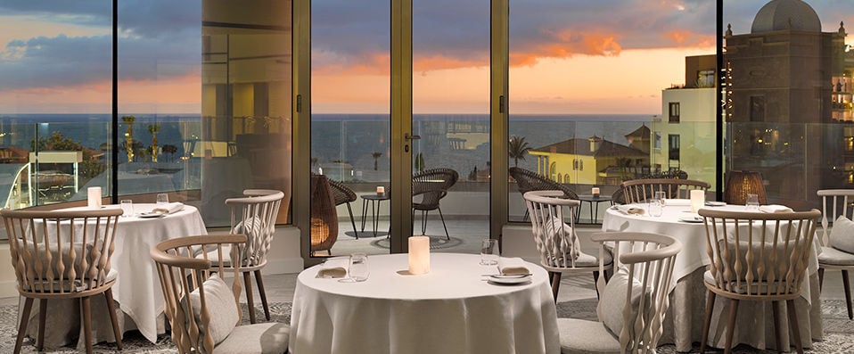 GF Victoria ★★★★★GL - A luxuriously refined 5-star getaway in southern Tenerife. - Tenerife, Spain