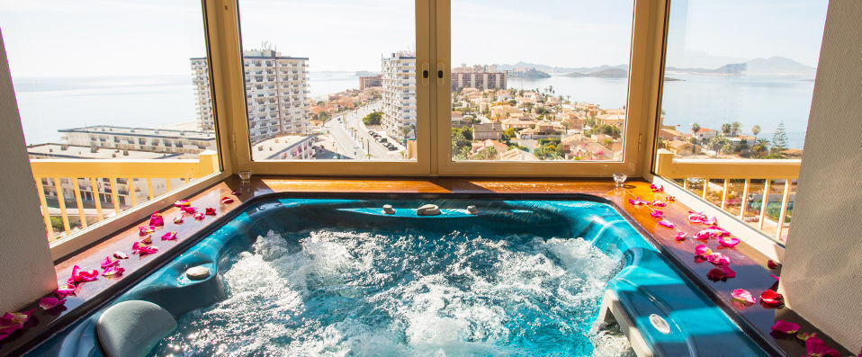 Poseidon La Manga Hotel & Spa ★★★★ - Adults Only - Escapade romantique face à la mer. <b>Demi-pension offerte !</b> - Murcie, Espagne