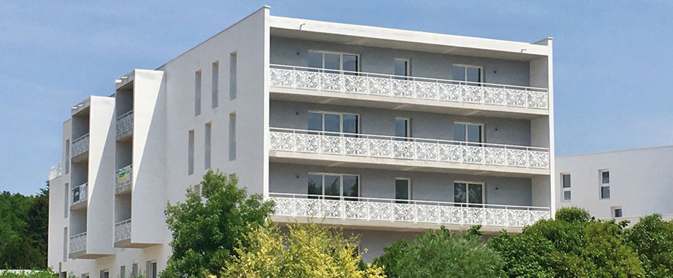 Résidence les Coteaux de Jonzac ★★★★ - Family-friendly, modern apartments in a delightful French setting - Charente-Maritime, France
