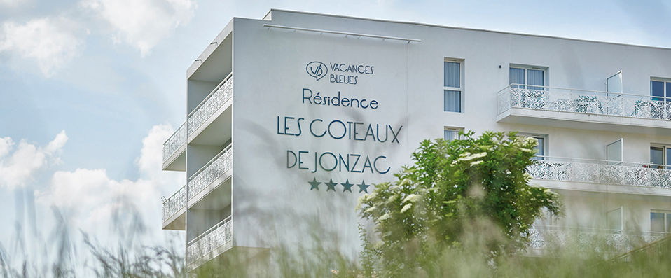 Résidence les Coteaux de Jonzac ★★★★ - Family-friendly, modern apartments in a delightful French setting - Charente-Maritime, France