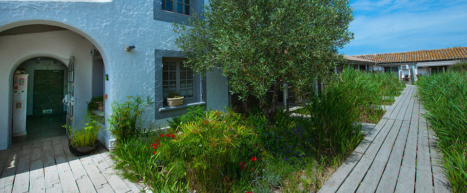 Les Arnelles ★★★★ - Last Minute - Beautiful boutique hotel surrounded by the wild beauty of the Camargue. - Camargue, France