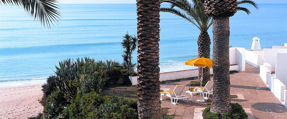  - Beachfront location overlooking the Algarve Atlantic. - Algarve, Portugal