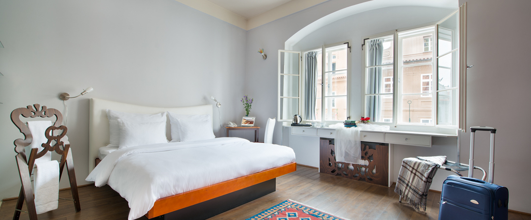 Design Hotel Neruda ★★★★ - Un hôtel de caractère au pied du château de Prague, où les pierres du XIVe siècle dialoguent avec un design contemporain. - Prague, République Tchèque