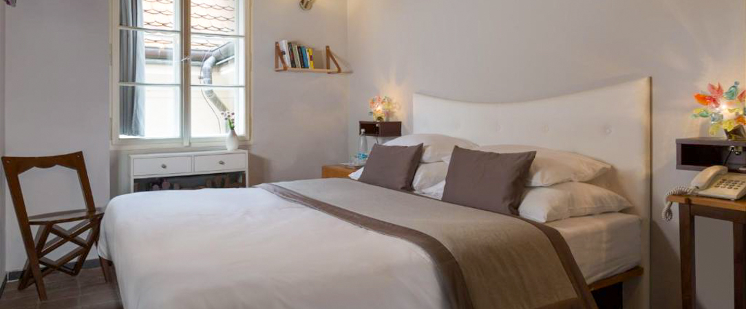 Design Hotel Neruda ★★★★ - Un hôtel de caractère au pied du château de Prague, où les pierres du XIVe siècle dialoguent avec un design contemporain. - Prague, République Tchèque