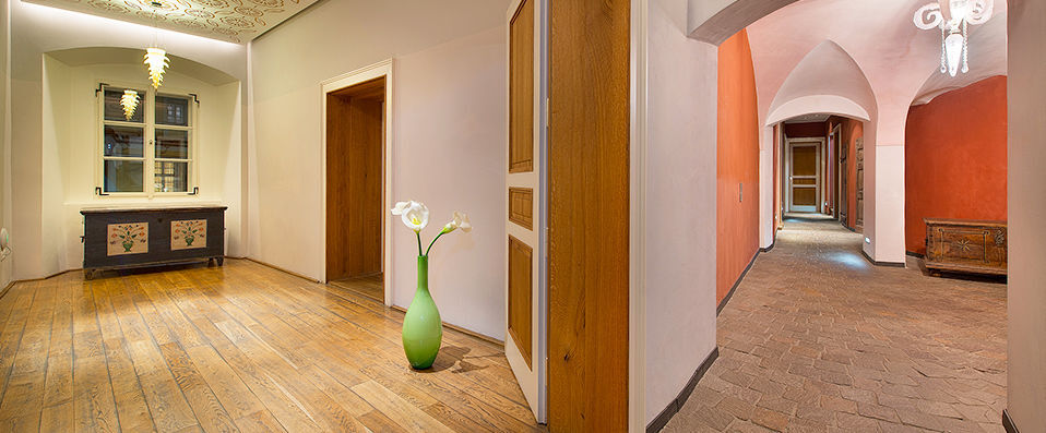 Design Hotel Neruda ★★★★ - Un hôtel de caractère au pied du château de Prague, où les pierres du XIVe siècle dialoguent avec un design contemporain. - Prague, République Tchèque