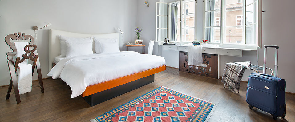 Design Hotel Neruda ★★★★ - Un hôtel de caractère au pied du château de Prague, où les pierres du XIVe siècle dialoguent avec un design contemporain. - Prague, République Tchèque