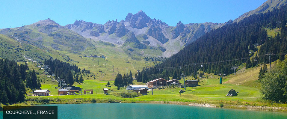 Mercure Courchevel ★★★★ - Dreamy adventure in a snowy winter wonderland. - Courchevel, France