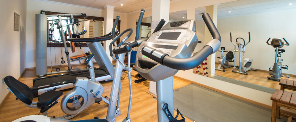 Hotel Illa d’Or & Club Apts ★★★★ - Waterside wellness retreat in Mallorca. - Mallorca, Spain