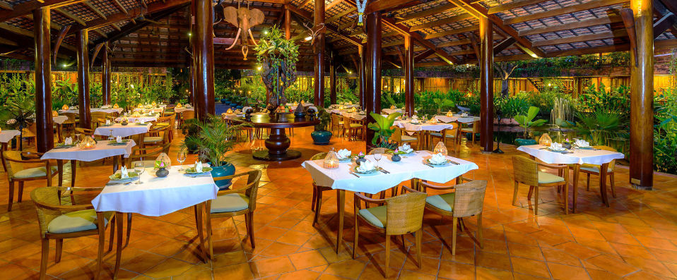 Angkor Village Hotel ★★★★ - Havre de paix et de verdure proche du site d’Angkor. - Siem Reap, Cambodge