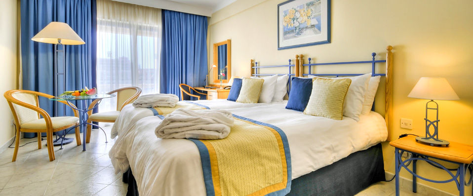 Marina Hotel St Georges Bay ★★★★ - Par Oriane Gannac, chef de produit VeryChic - St Julians, Malte