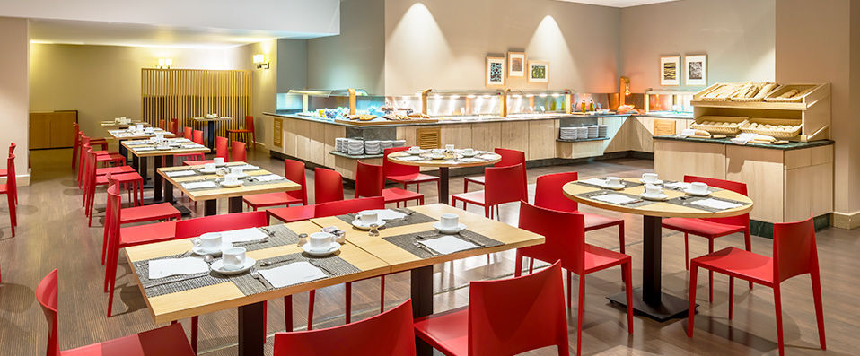 Occidental Granada ★★★★ - Contemporary comforts as your background to glorious Grenada. - Granada, Spain