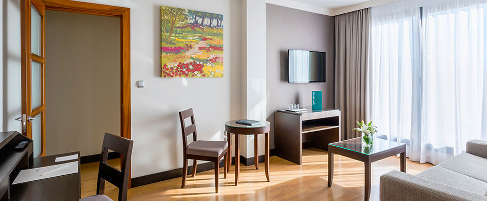 Occidental Granada ★★★★ - Contemporary comforts as your background to glorious Grenada. - Granada, Spain