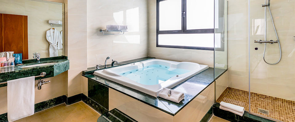 Occidental Granada ★★★★ - Contemporary comforts as your background to glorious Grenada. - Granada, Spain