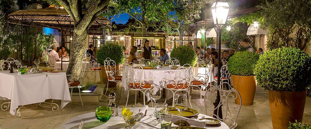 Auberge de Cassagne & Spa ★★★★★ - A fairy-tale, five-star farmhouse inn in the heart of Provence. - Avignon, France