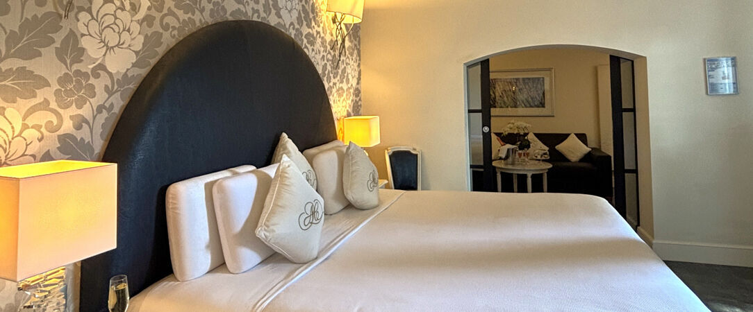 Auberge de Cassagne & Spa ★★★★★ - A fairy-tale, five-star farmhouse inn in the heart of Provence. - Avignon, France