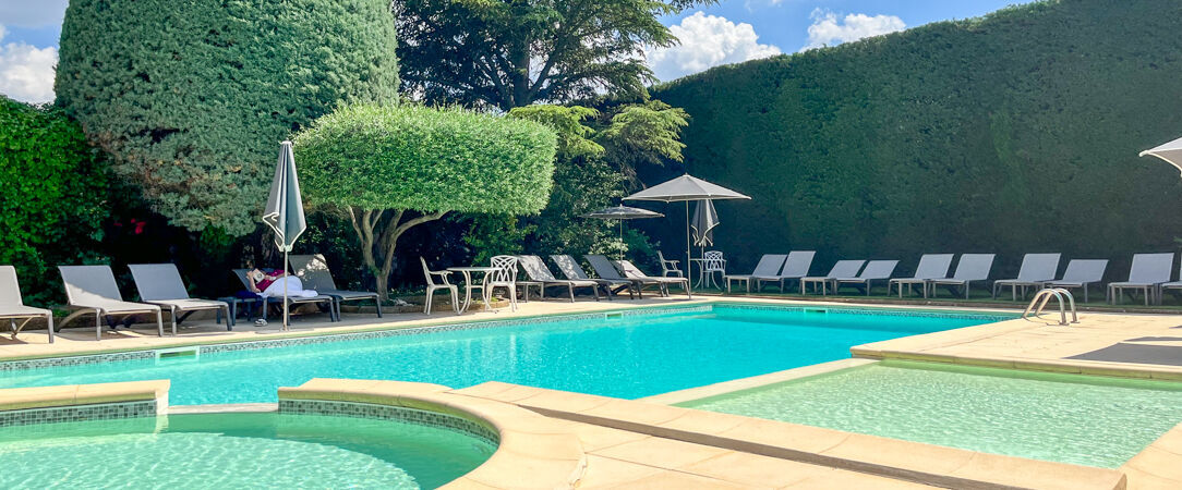 Auberge de Cassagne & Spa ★★★★★ - A fairy-tale, five-star farmhouse inn in the heart of Provence. - Avignon, France