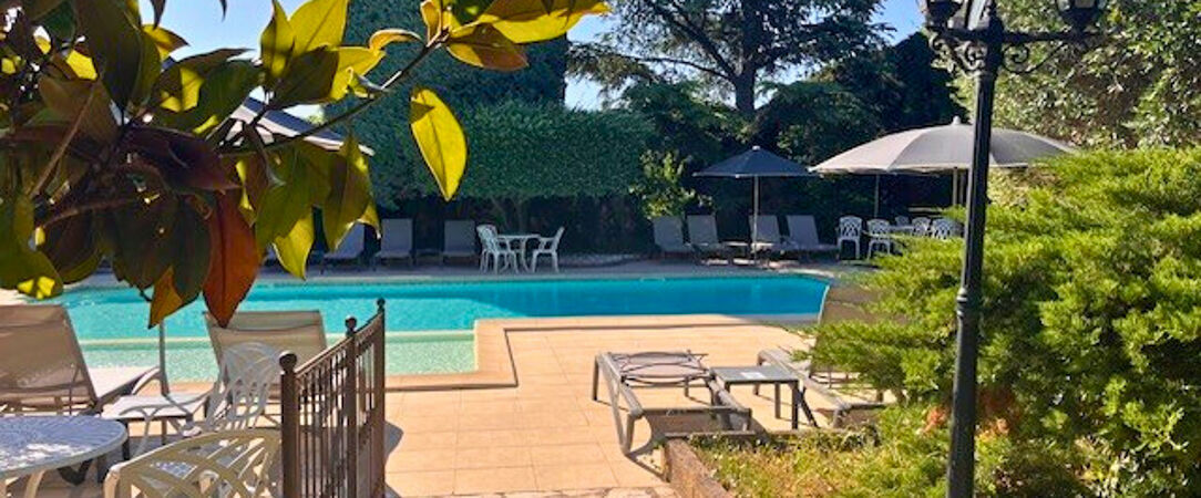 Auberge de Cassagne & Spa ★★★★★ - Luxe, bien-être et gastronomie provençale version 5 étoiles. - Avignon, France