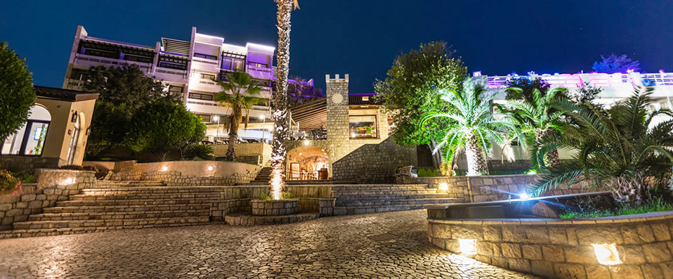 Wind Rose Resort by Karisma ★★★★ - Une adresse de luxe face à la Mer Adriatique. <b>All Inclusive !</b> - Dobra Voda, Monténégro