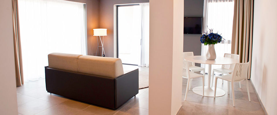 Hotel Blanco - Un hôtel moderne les pieds dans l’eau dans les Pouilles. Pension complète offerte ! - Les Pouilles, Italie