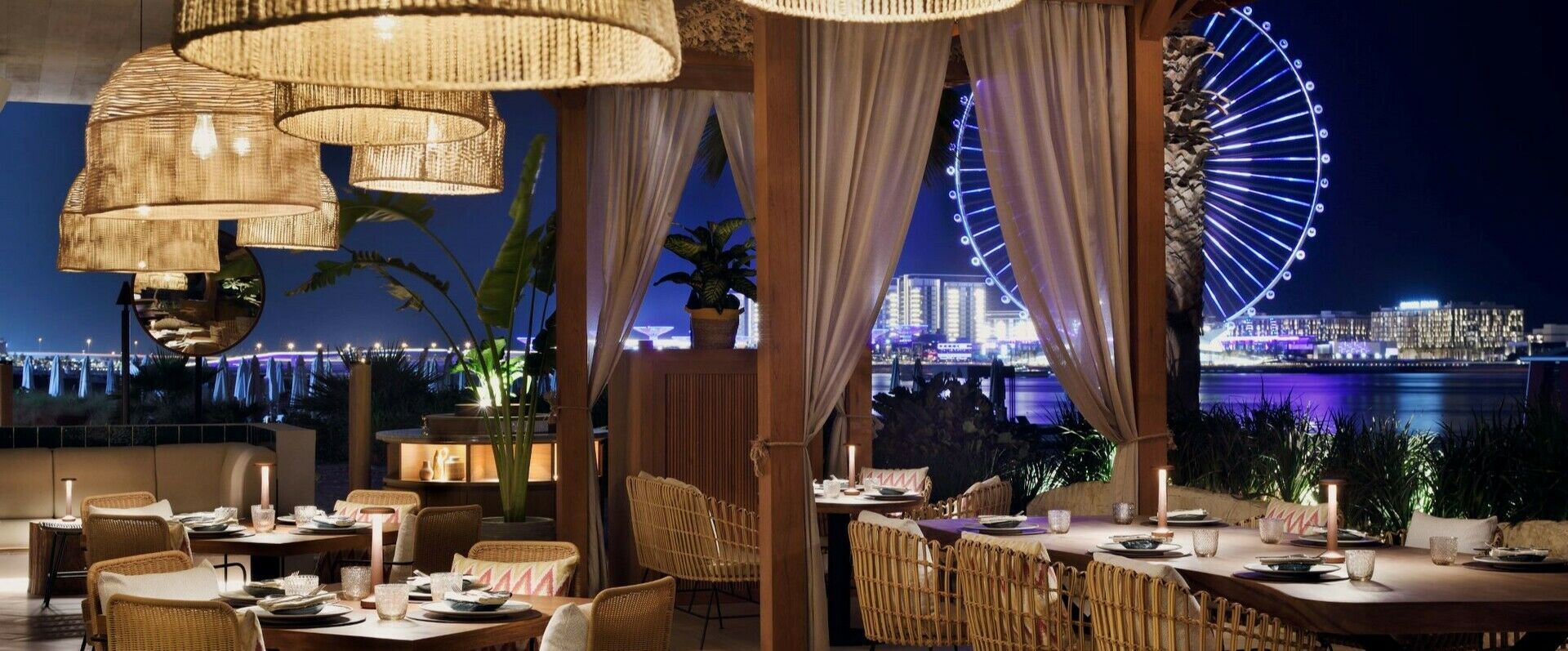 The Ritz-Carlton Dubai ★★★★★ - Succombez au luxe absolu dans un endroit de rêve, l'idéal pour profiter en famille - Dubaï, Émirats Arabes Unis