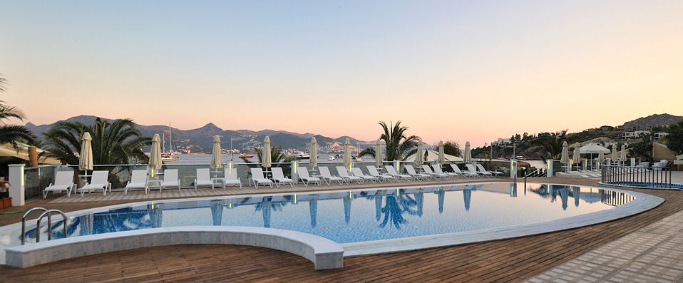 Avantgarde Yalikavak Hotel - Les pieds dans l'eau sous le soleil de la péninsule de Bodrum. - Bodrum, Turquie