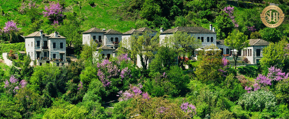 Aristi Mountain Resort ★★★★ - Traditional stone buildings & modern comforts in a Greek mountain paradise. - Aristi, Greece