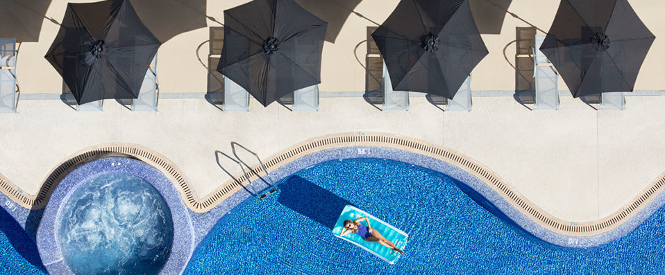 Las Gaviotas Suites Hotel & Spa ★★★★ - Le paradis insulaire du farniente & du luxe. <b>Demi-pension offerte ! </b> - Majorque, Espagne