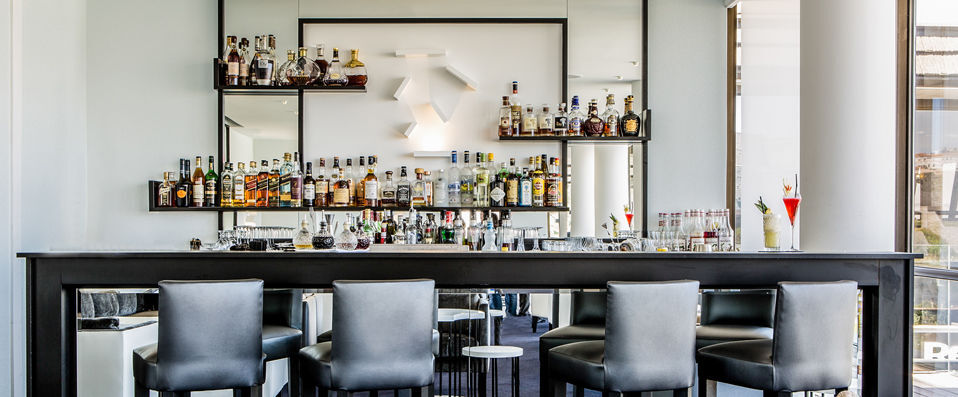 Sofitel Marseille Vieux-Port ★★★★★ - Last Minute - Five-star luxury in the heart of the Phocean city. - Marseille, France