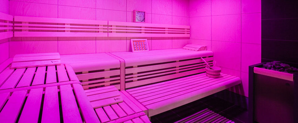 Sofitel Marseille Vieux-Port ★★★★★ - Last Minute - Five-star luxury in the heart of the Phocean city. - Marseille, France