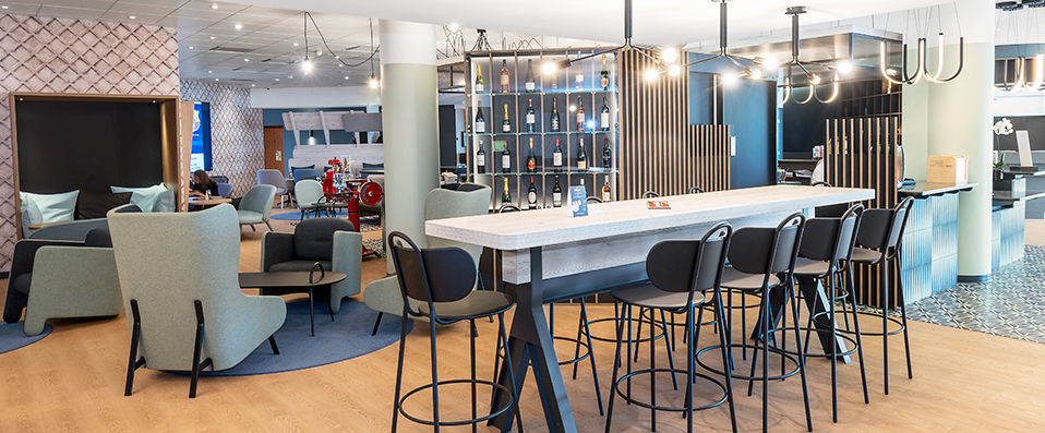 Novotel Marne-la-Vallée Noisy-le-Grand ★★★★ - Last Minute - Novotel luxury and style, plus added convenience in Noisy Le Grand. - Marne-la-Vallée, France