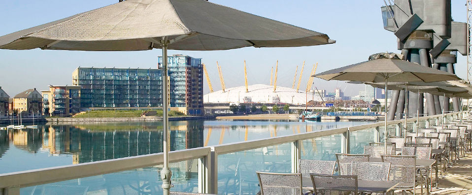 Novotel London Excel ★★★★ - A relaxed stay overlooking the Thames in the momentous city of London - London, United Kingdom