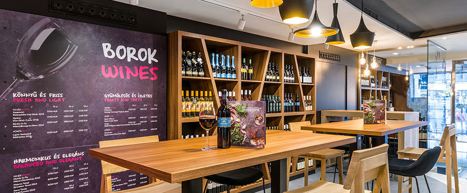 Mercure Budapest City Center ★★★★ - Contemporary comforts just steps from the Danube in central Budapest. - Budapest, Hungary