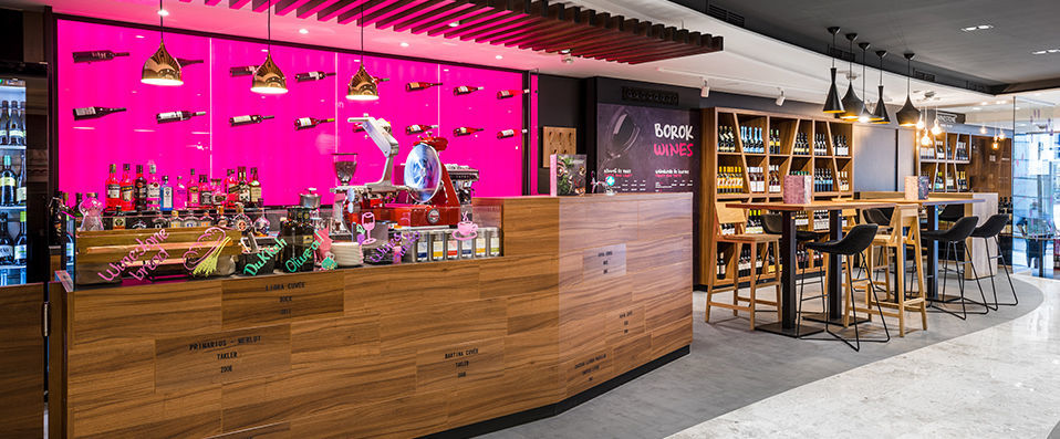 Mercure Budapest City Center ★★★★ - Modernité & élégance en plein cœur de Budapest. - Budapest, Hongrie