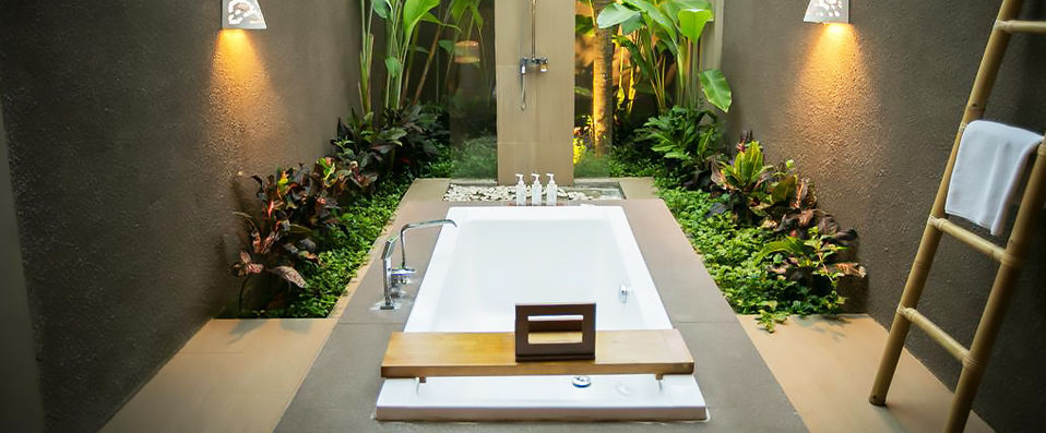 Senetan Villas & Spa Resort ★★★★★ - Spectacular villa with a private pool nestled in the tranquil area of Ubud. - Bali, Indonesia