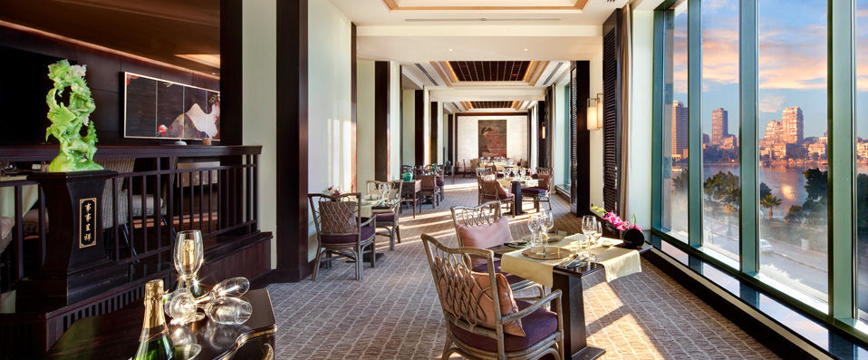 Fairmont Nile City ★★★★★ - Par Raphaëlle David-Beaulieu, correspondante de VeryChic - Le Caire, Egypte