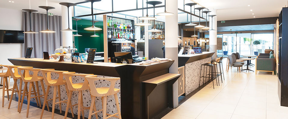  - Stylish comfort and excellent facilities five minutes from Blois’ historic centre. - Blois, France